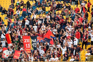 Genoa, a Motta gli auguri degli ultrà. Col Brescia "sciopero" contro Preziosi