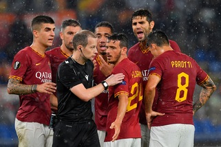 Roma beffata in Europa League: 1-1 con il Borussia Moenchengladbach