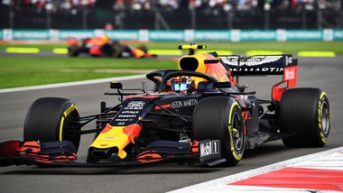Gp Messico: pole col giallo per Verstappen, Leclerc e Vettel 2° e 3°