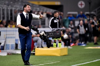 Parma, D'Aversa: "Var? Forse prima c'è un fallo su Karamoh"