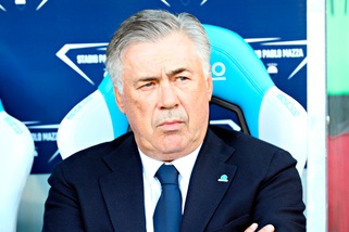Napoli, Ancelotti: "I risultati ci daranno ragione. Bene Llorente con Milik"