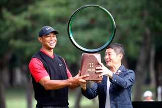 Tiger Woods re allo Zozo Champions: eguagliato Sam Snead