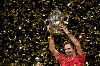 Federer annuncia il forfait per il torneo di Parigi-Bercy