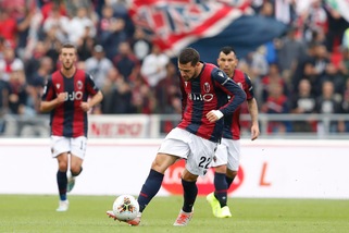 Bologna, in tre a parte: Destro, Medel e Dijks