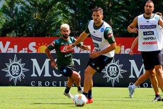 Napoli, i convocati di Ancelotti: assenti Manolas e Hysaj