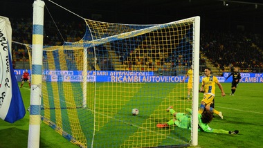 Frosinone, la tripletta di Ciano stende il Trapani: termina 3-0
