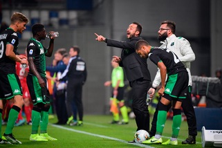 Sassuolo, De Zerbi: "Nostra squadra costruita per giocare sempre"