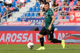 Bologna, in gruppo si rivede Medel