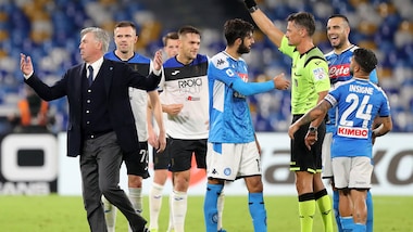 Napoli, ricorso d'urgenza per la squalifica di Ancelotti