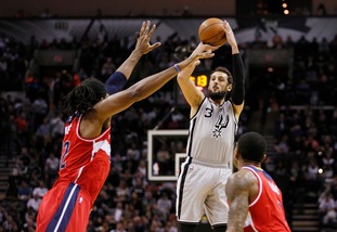 Nba, prima gioia di Melli e dei suoi Pelicans. Ko Belinelli contro i Clippers