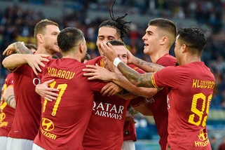 Zaniolo e Veretout lanciano la Roma. Al Napoli non basta Milik