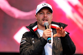 Bottas: "Contento per la vittoria. Mondiale? Ci riprovo nel 2020"