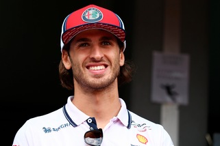Giovinazzi: "Felice del rinnovo, ora voglio i punti"