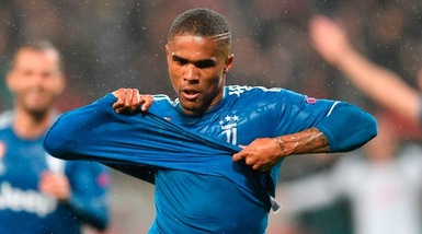 Juve, Douglas Costa: "Uno dei gol più importanti con questa maglia"