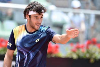 Bratislava, Travaglia ko al tie-break. Novak in semifinale