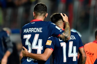 Crotone-Ascoli 3-1: Crociata, Simy e un autogol di Valentini lanciano i rossoblù