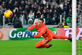 Juve-Milan, le pagelle: Szczesny alza il muro