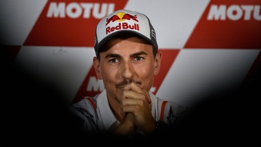 Lorenzo annuncia ritiro: "Non sono più in grado di vincere"