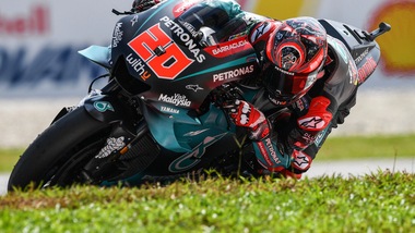 MotoGp, Valencia: Quartararo vola nelle libere. Rossi ottavo