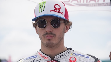 MotoGp, Bagnaia: "Ho il polso sinistro rotto"