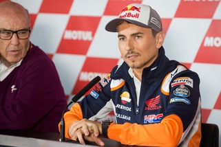 Lorenzo saluta la MotoGp: "Ho corso 17 anni, non posso chiedere di più"