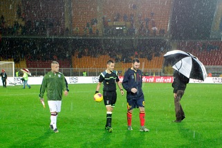 Diretta Lecce-Cagliari ore 15: probabili formazioni e dove vederla in tv