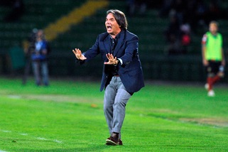 Avellino, Capuano show: "Noi squadra di cannibali. Se retrocedo smetto di fare l'allenatore"