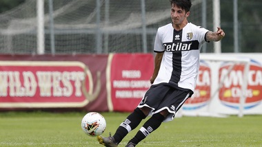 Parma, per Scozzarella lesione di primo grado al soleo