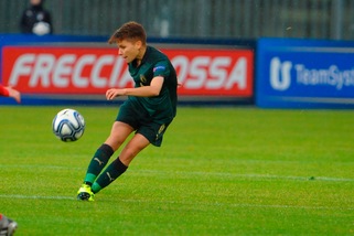 Commento sessista contro Giugliano, la Roma blocca l'utente su Twitter