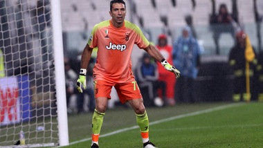 Buffon: "La Juve non andrà a Leverkusen in vacanza. Nel 2001 ci eliminarono dalla Champions"