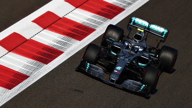 Gp Abu Dhabi:  Bottas vola nelle libere, rimonta Ferrari