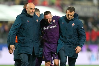 Fiorentina, lesione di secondo grado al collaterale della caviglia per Ribery