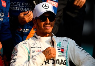 Gp Abu Dhabi, Hamilton: "Grande vittoria, sono grato alla Mercedes"