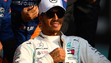 Gp Abu Dhabi, Hamilton: "Grande vittoria, sono grato alla Mercedes"