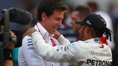 Toto Wolff: "Hamilton in Ferrari? Gli augurerei buona fortuna"