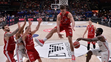 Serie A, bene Virtus Bologna, Olimpia e Sassari. Varese passeggia. Trieste, che rimonta!