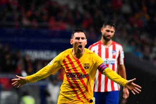 Liga, Messi decide Atletico Madrid-Barcellona: aggancio al Real in vetta