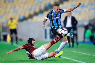 Milan su Everton, si riparte