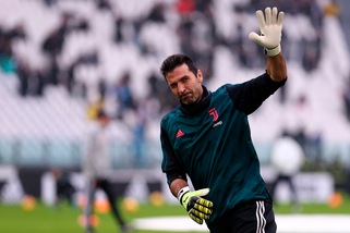 Buffon: "Serie B? Sono rimasto alla Juve pur rinunciando a tanto"