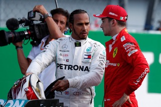 Hamilton: "Vogliono venire tutti alla Mercedes"