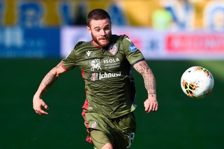 Cagliari, Nandez diventa un caso: l'agente porta il club in Tribunale
