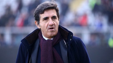 Toro contestato: al Filadelfia striscioni contro Mazzarri e la società