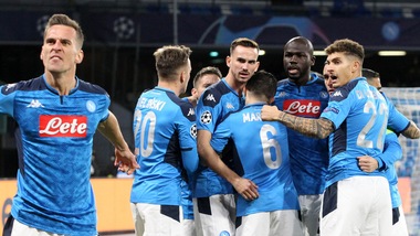 Napoli-Genk 4-0: Milik show, Ancelotti si qualifica agli ottavi di Champions