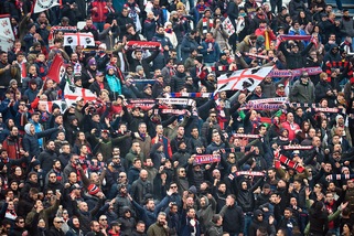 Cagliari-Lazio, tafferugli tra ultrà nei pressi dello stadio