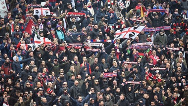Cagliari-Lazio, tafferugli tra ultrà nei pressi dello stadio