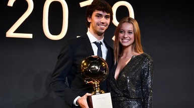 Golden Boy, è la notte di João Félix: "Vorrei giocare con Ronaldo"