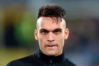 El Mundo Deportivo: "Lautaro Martinez, è sfida Barcellona-Manchester City"