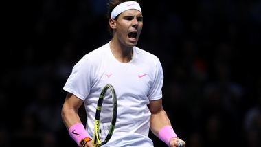 Abu Dhabi, Nadal schianta Khachanov e sfida Tsitsipas in finale