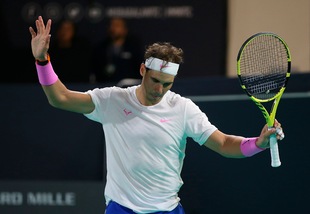 Nadal trionfa ad Abu Dhabi. Tsitsipas ko in tre set