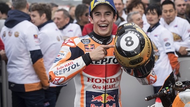 MotoGp: Marc Marquez fa festa con i tifosi